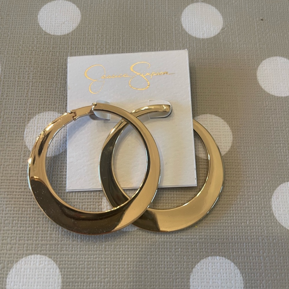 Jessica Simpson gold tone earrings